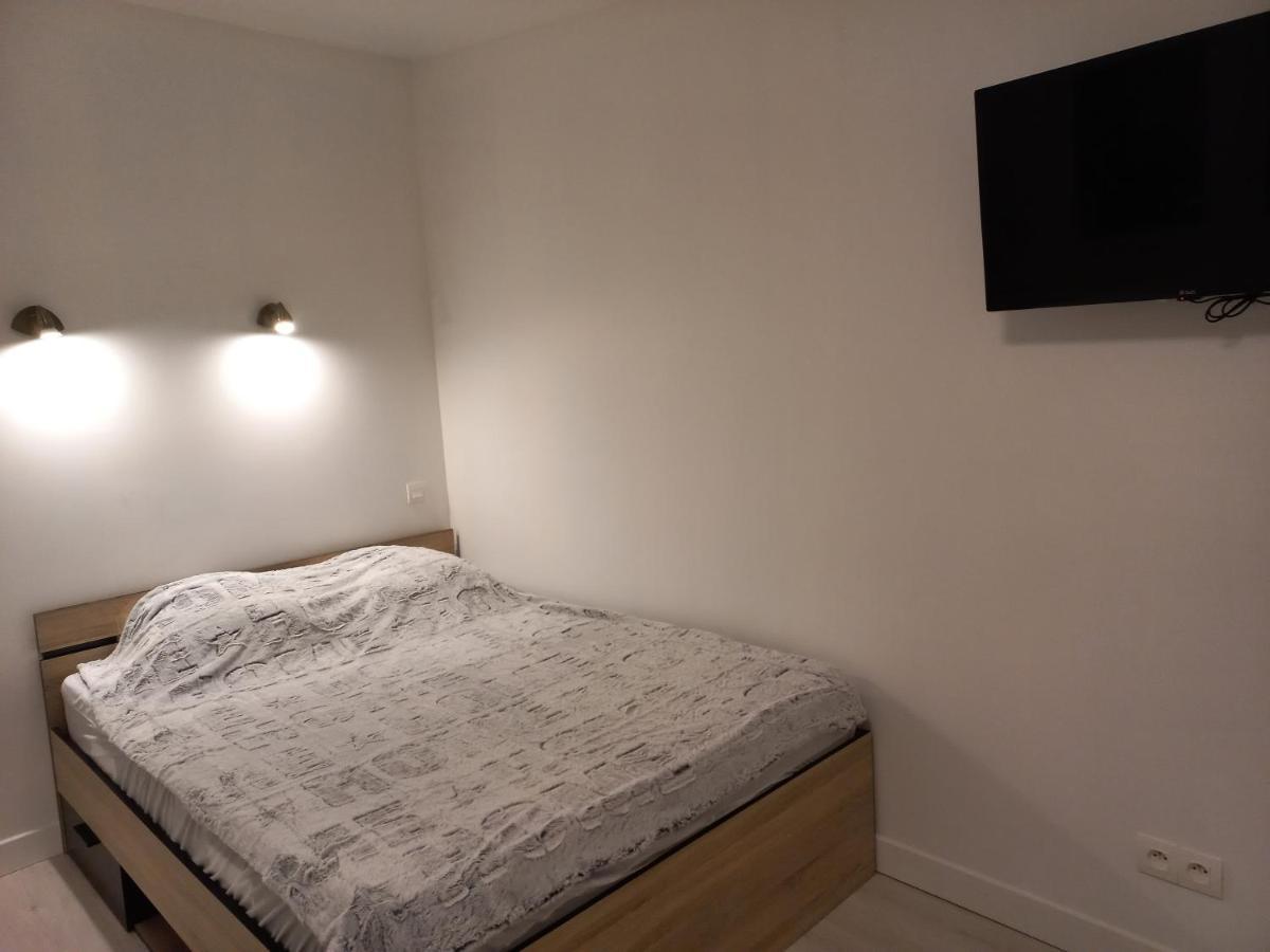 Apartamento Studio Tt Confort Neuf Et Equipe Noyon Exterior foto